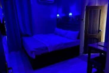 هتل Mta Lounge And Leisures