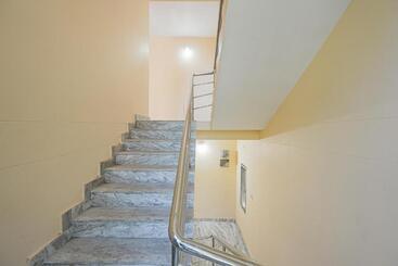 هتل Oyo 87147 Welcome Stays