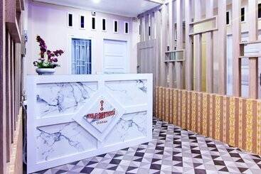 هتل Oyo 90978 Khalifi Guesthouse Syariah