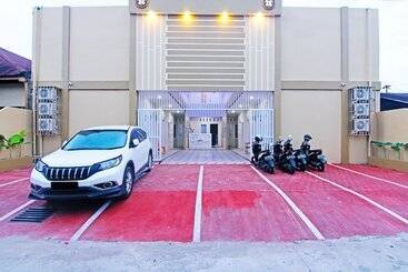 هتل Oyo 90978 Khalifi Guesthouse Syariah