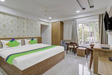 هتل Treebo Chandraprasth Residency