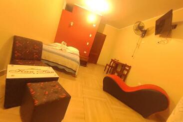 پانسیون Hostal Kan Kun Ii
