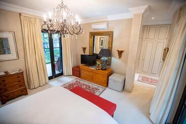 پانسیون Kilima Franschhoek
