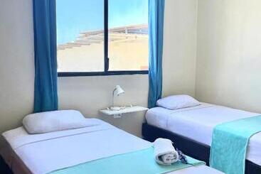 پانسیون Reef Hostel Manta