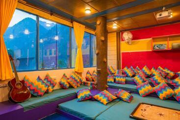 هاستل Gostops Kasol