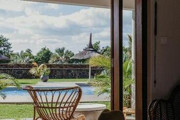 Boutik Le Morne Holiday Apartments