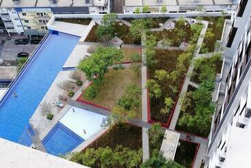 هتل Astetica Residences @ Seri Kembangan