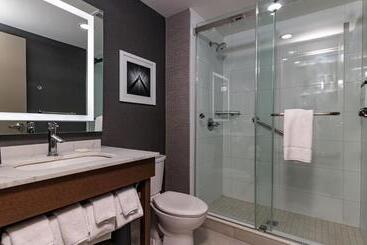 هتل Hyatt Place Torontobrampton