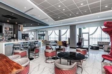 هتل Hyatt Place Torontobrampton