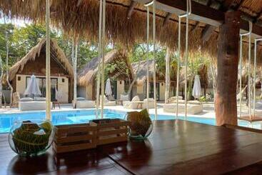 هتل Magic Xcacel Tulum