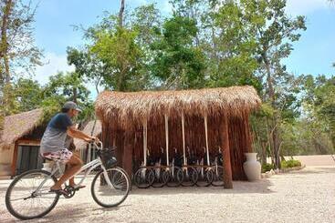 هتل Magic Xcacel Tulum