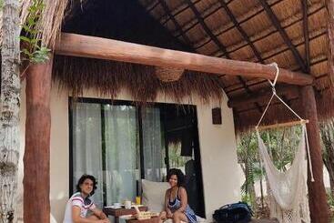 هتل Magic Xcacel Tulum
