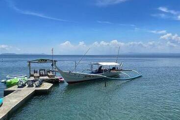 هتل The Philip Ann Resort
