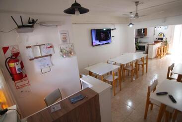 膳宿费 El Faro Hostel