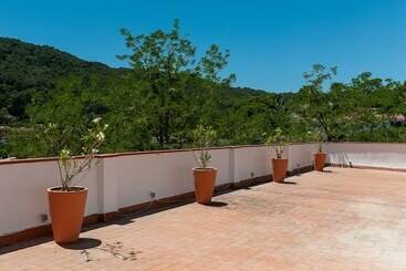 פנסיון Hostal Es Niu De Tamariu