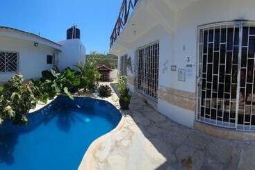 پانسیون Unique And Quiet Apartments La Botánica Tropical