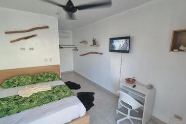 پانسیون Unique And Quiet Apartments La Botánica Tropical