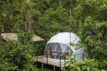 استراحتگاه Rivel Restaurant & Nature Retreat