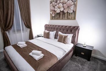 هتل آپارتمان The Nest Baia Mare
