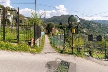 تختخواب و صبحانه A Casa Di Grea