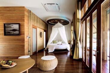 Bulow Casa Grand View Resort