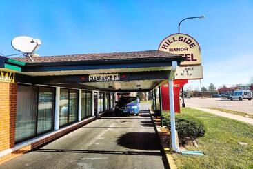 Hillside Manor Motel