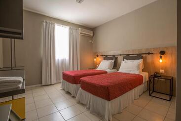 هتل Boutique Apartments Plaza Dorrego