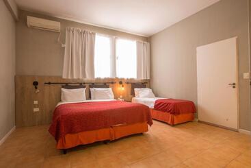 هتل Boutique Apartments Plaza Dorrego