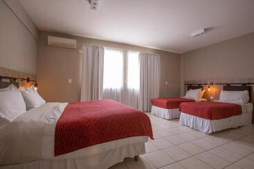 هتل Boutique Apartments Plaza Dorrego