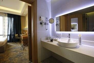 Grand Plaza Hotel   Jazan