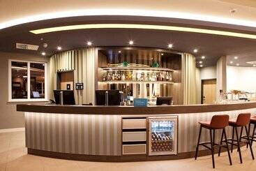 هتل Hampton By Hilton Regensburg