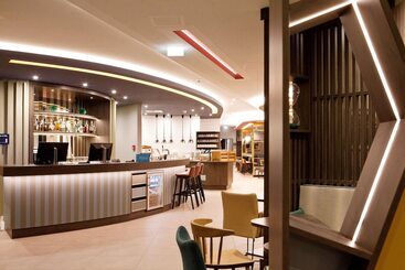 هتل Hampton By Hilton Regensburg