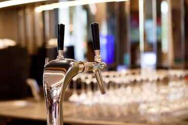 هتل Hampton By Hilton Regensburg