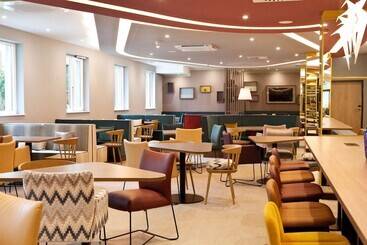 هتل Hampton By Hilton Regensburg