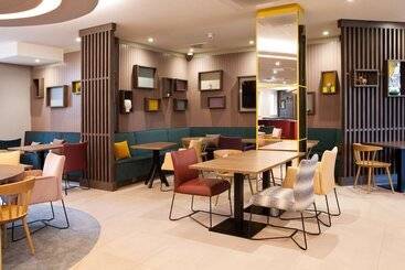 هتل Hampton By Hilton Regensburg