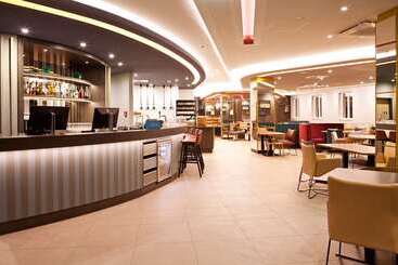هتل Hampton By Hilton Regensburg
