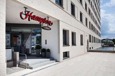 هتل Hampton By Hilton Regensburg