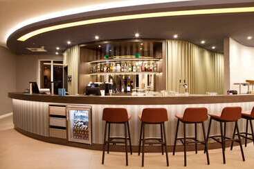 هتل Hampton By Hilton Regensburg