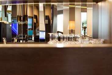 هتل Hampton By Hilton Regensburg