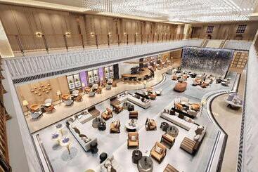 هتل La Quinta By Wyndham Weifang South