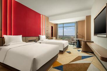 هتل La Quinta By Wyndham Weifang South