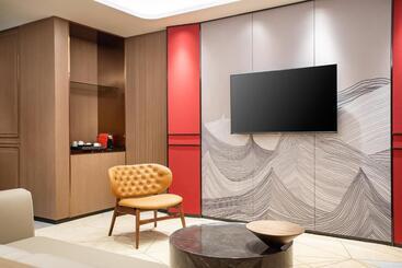 هتل La Quinta By Wyndham Weifang South