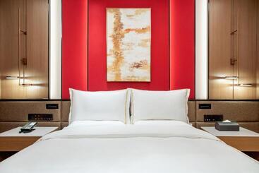 هتل La Quinta By Wyndham Weifang South