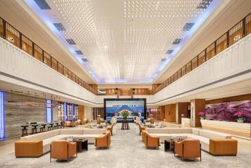 هتل La Quinta By Wyndham Weifang South