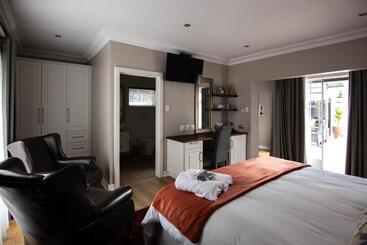 هتل Milner House Kimberley