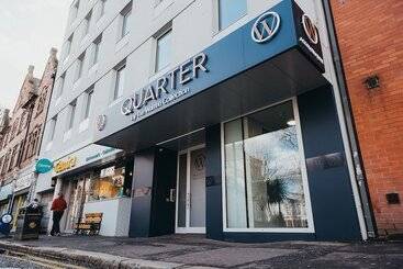 هتل Quarter By The Warren Collection