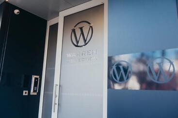 هتل Quarter By The Warren Collection