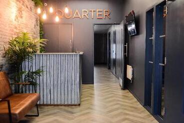 هتل Quarter By The Warren Collection