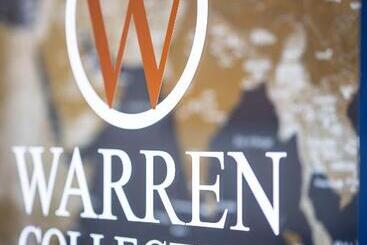 هتل Quarter By The Warren Collection