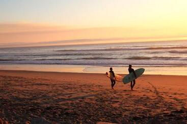 Zulu Surf Hotel Tamarindo